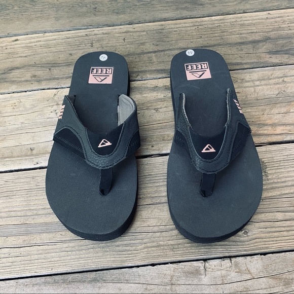 new reef sandals